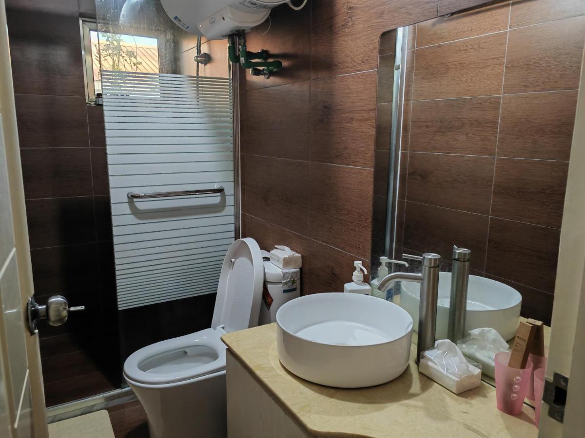 Lata Hotel Nuku'alofa Exteriör bild
