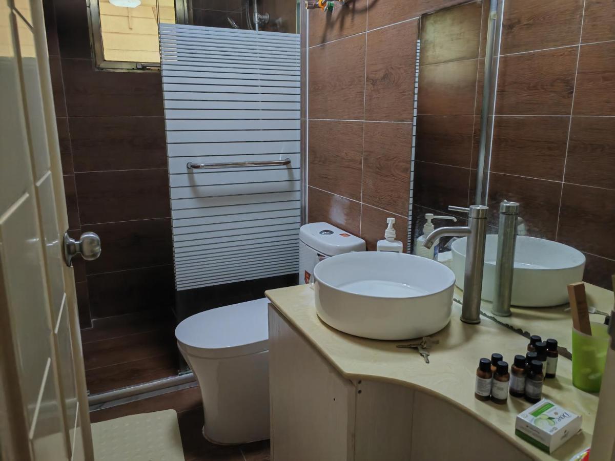 Lata Hotel Nuku'alofa Exteriör bild